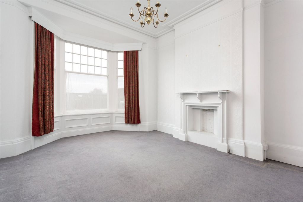 Property photo 3 of 19 Reception Room