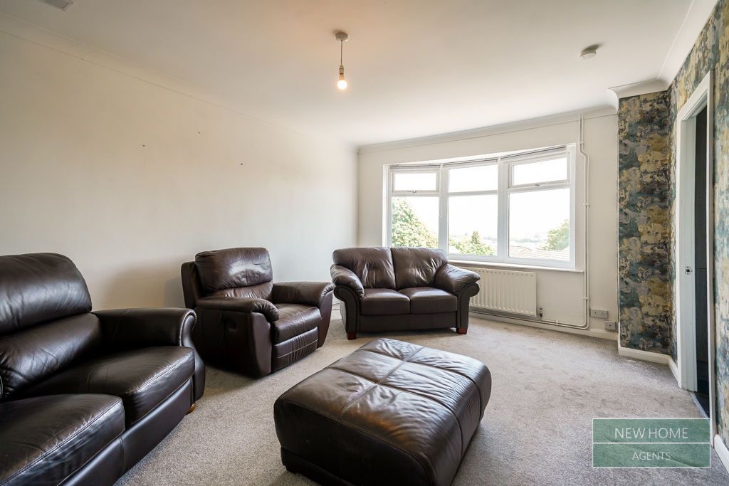 Property photo 3 of 12 Photo 7