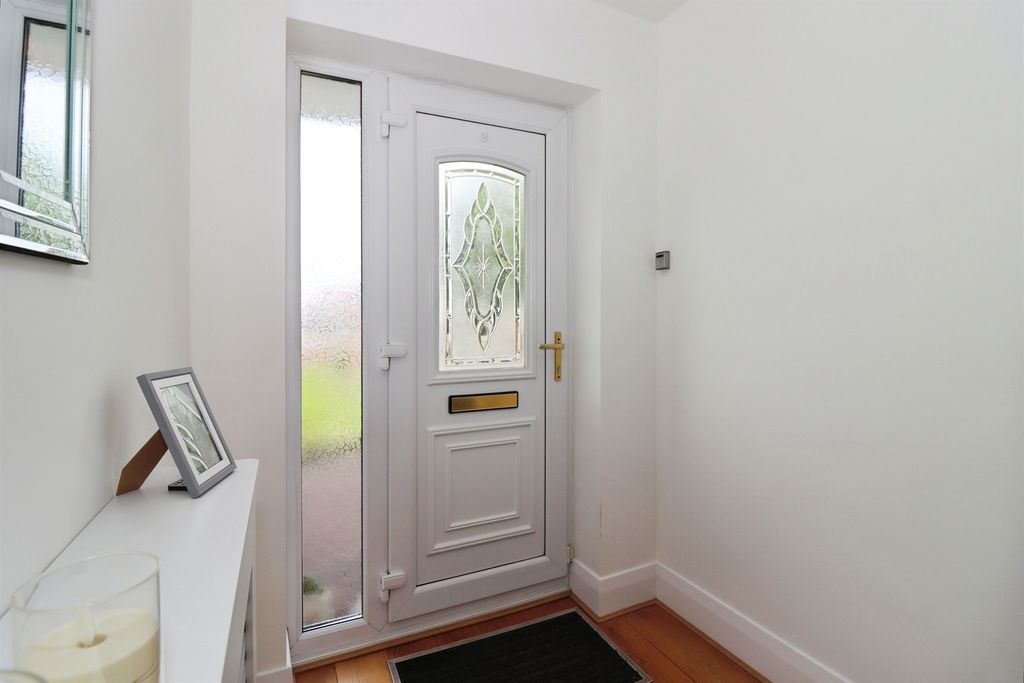 Property photo 2 of 29