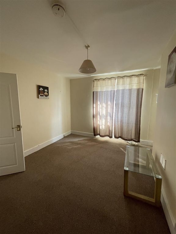 Property photo 2 of 8 Lounge 3 Rock Road.