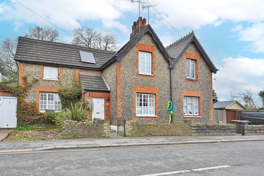 Property photo 3 of 26