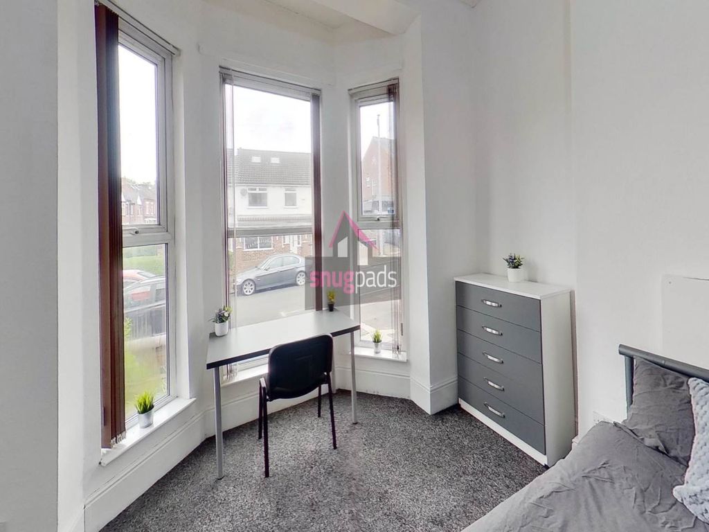 Property photo 3 of 11 R3c