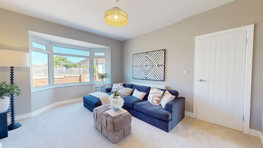 Property photo 2 of 31 5114617