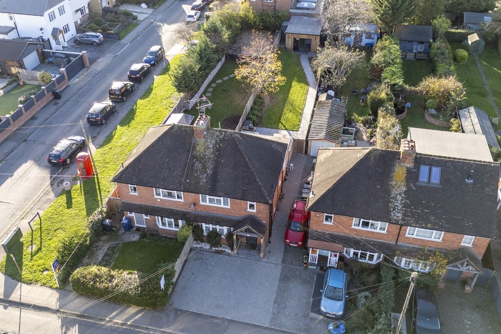 Property photo 2 of 18 Thumbnail_68 Newtown Road, Sl7 1La Drone-2