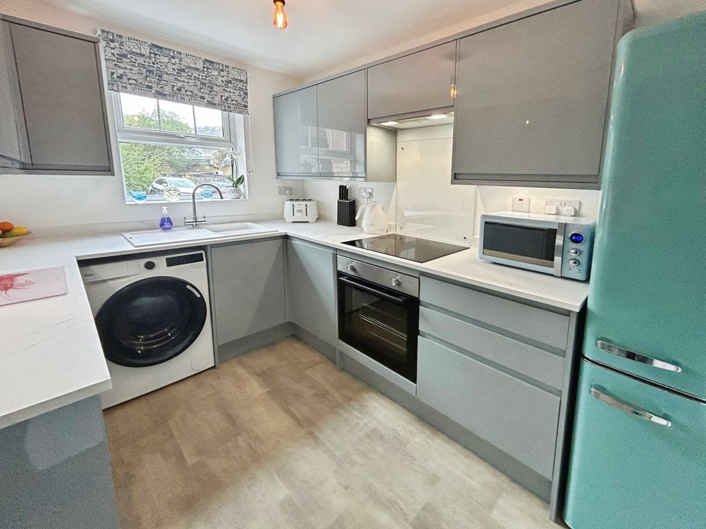 Property photo 3 of 13 09E8c09A-4-47Bb-81D3-F4F0221A57D5-5543-000002D2043