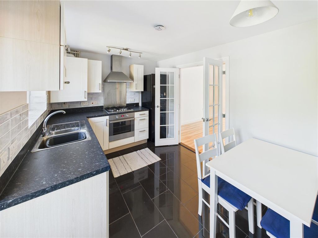 Property photo 2 of 10 19388457_234342898.Jpg