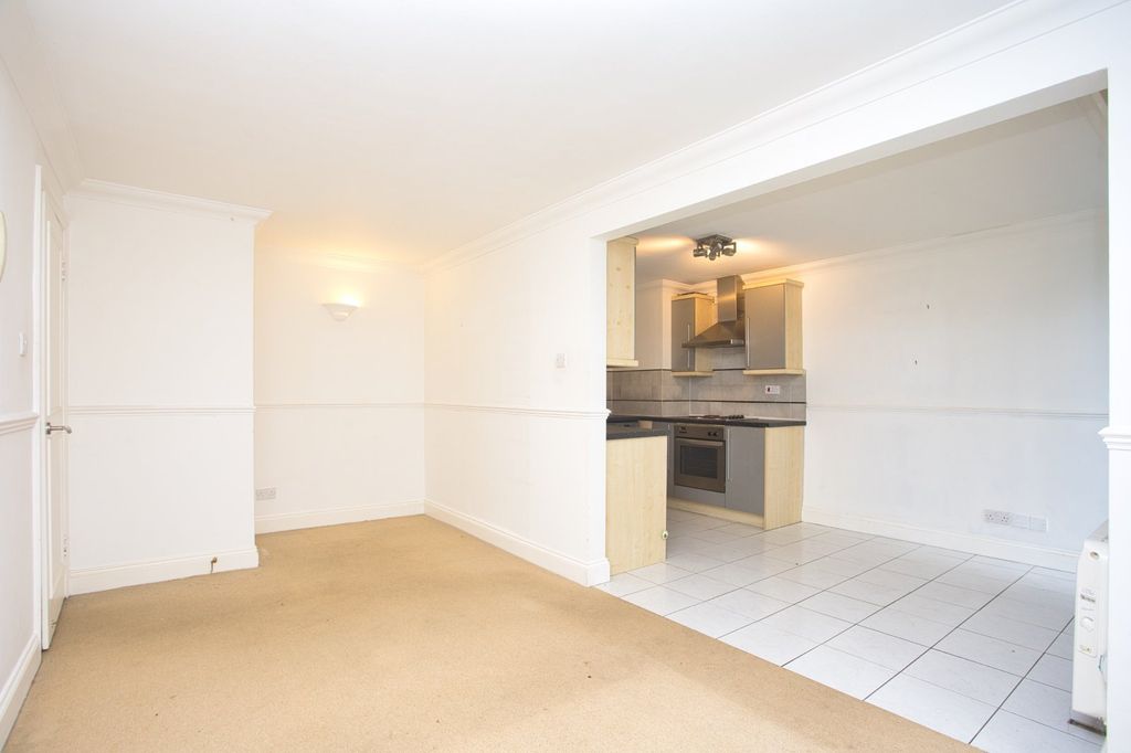 Property photo 3 of 9 Picture 3