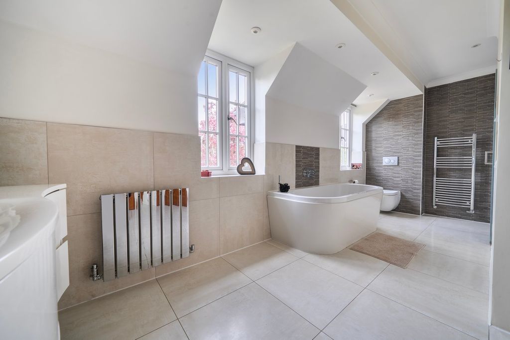 Additional image 11 of 6 bed detached house for saleChurch Road, Westoning MK45