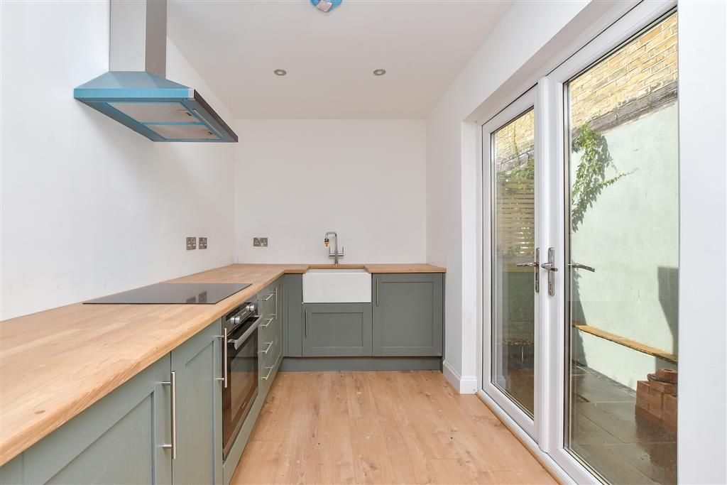 Property photo 2 of 15 Kitchen