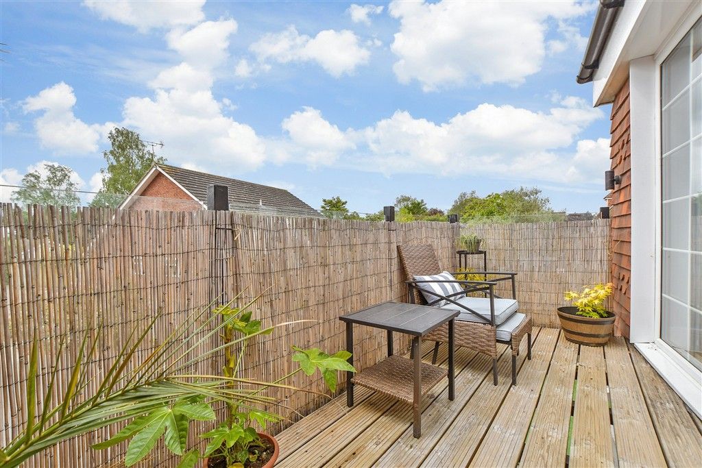 Property photo 1 of 11 Balcony