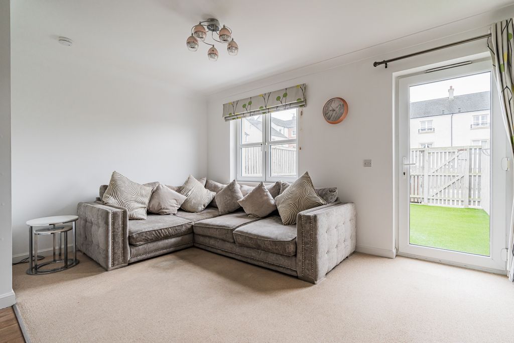 Property photo 2 of 14 Property Image 2