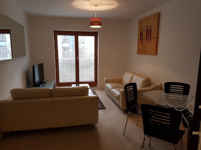 Property photo 2 of 8