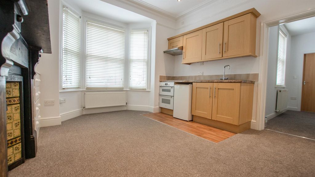 Property photo 3 of 6 Dsc08633.Jpg