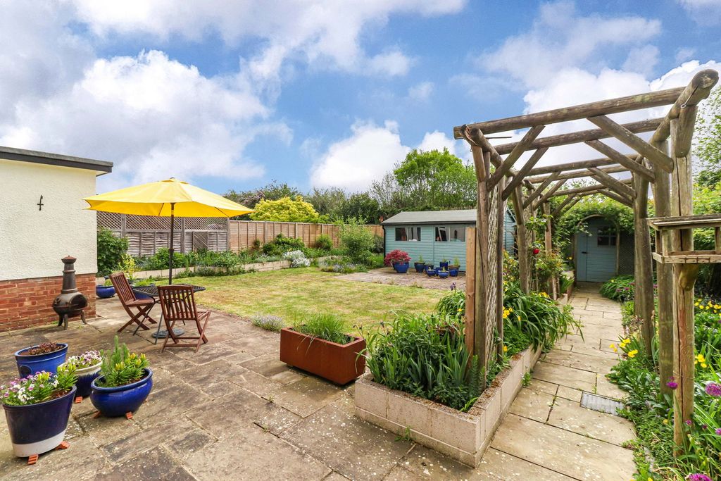 Property photo 2 of 26