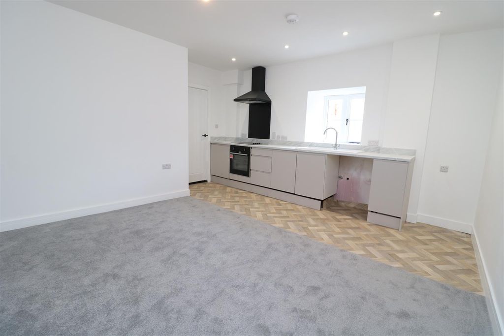 Property photo 1 of 7 Img_5090.Jpg