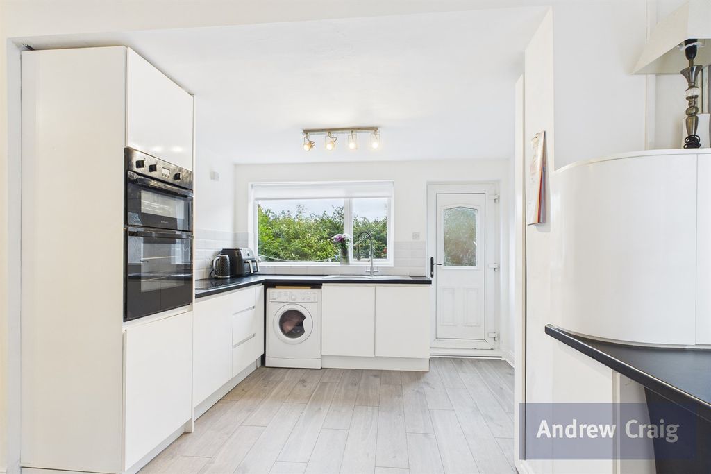 Property photo 1 of 19 (Main)