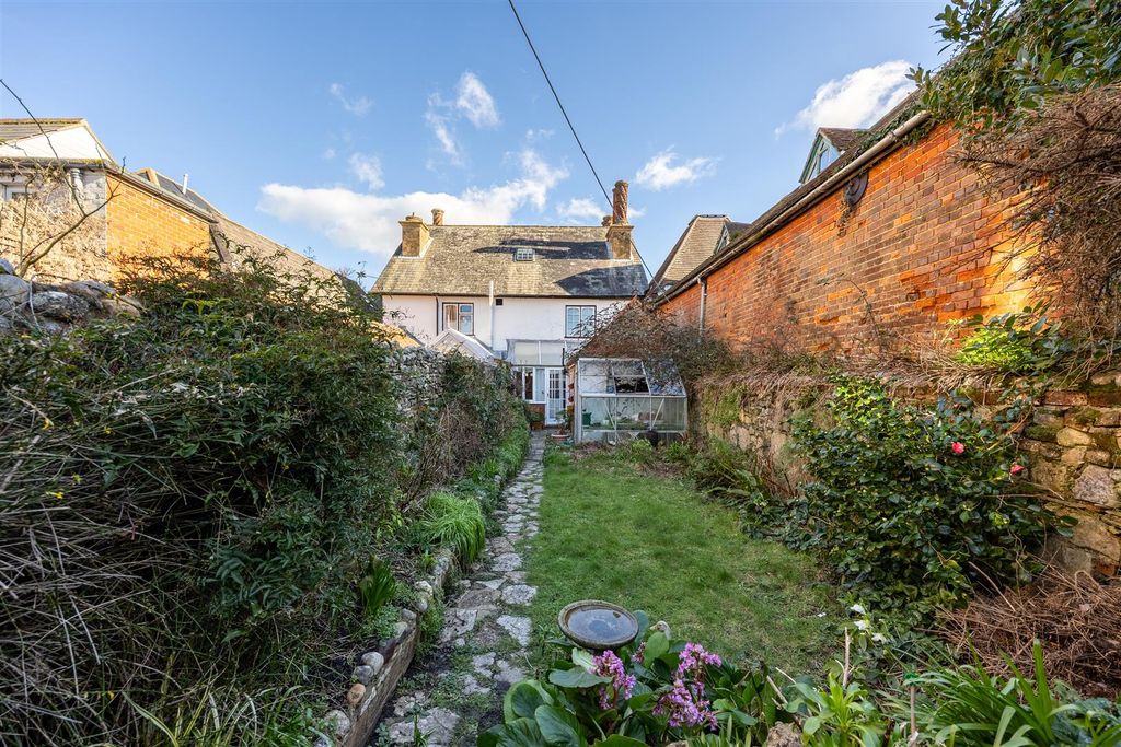 Property photo 2 of 10 Yarmouth_Spence Willard-2.Jpg