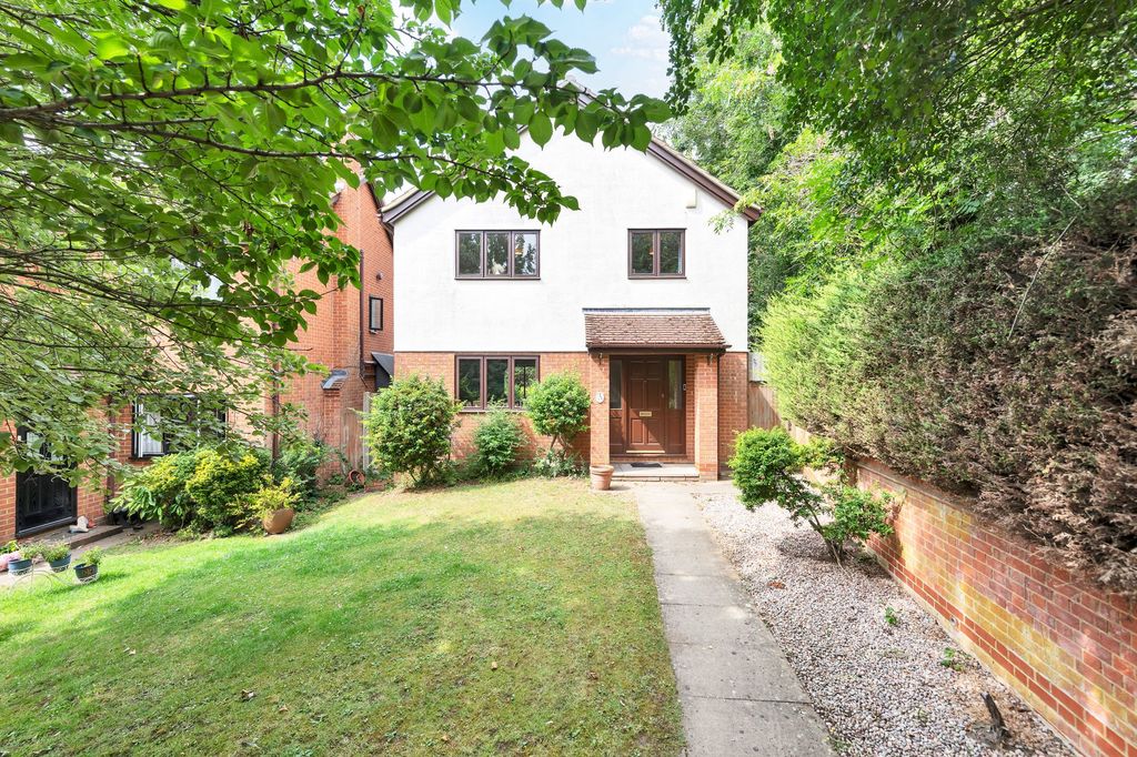 Property photo 1 of 25
