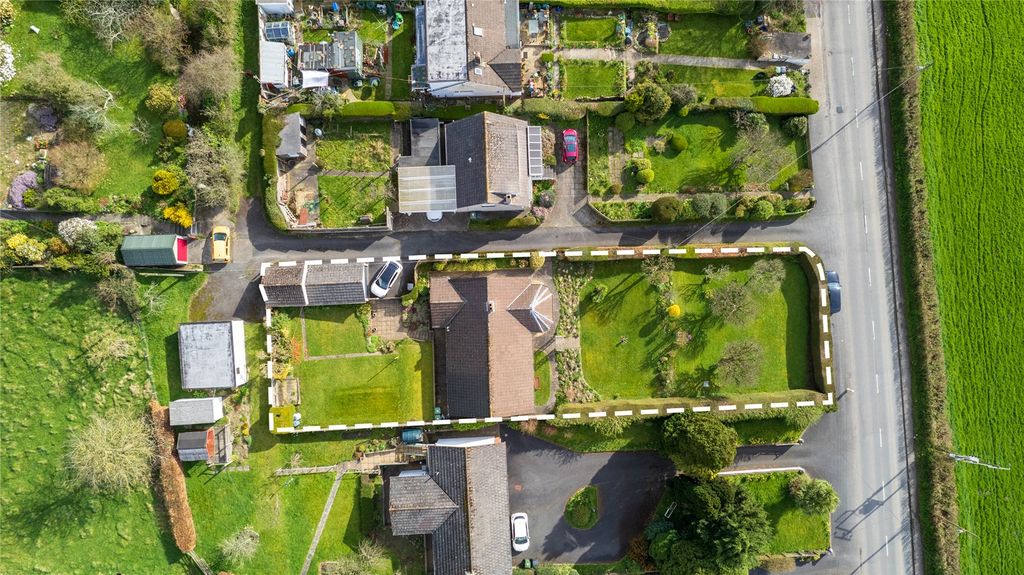 Property photo 2 of 26 Picture No. 02