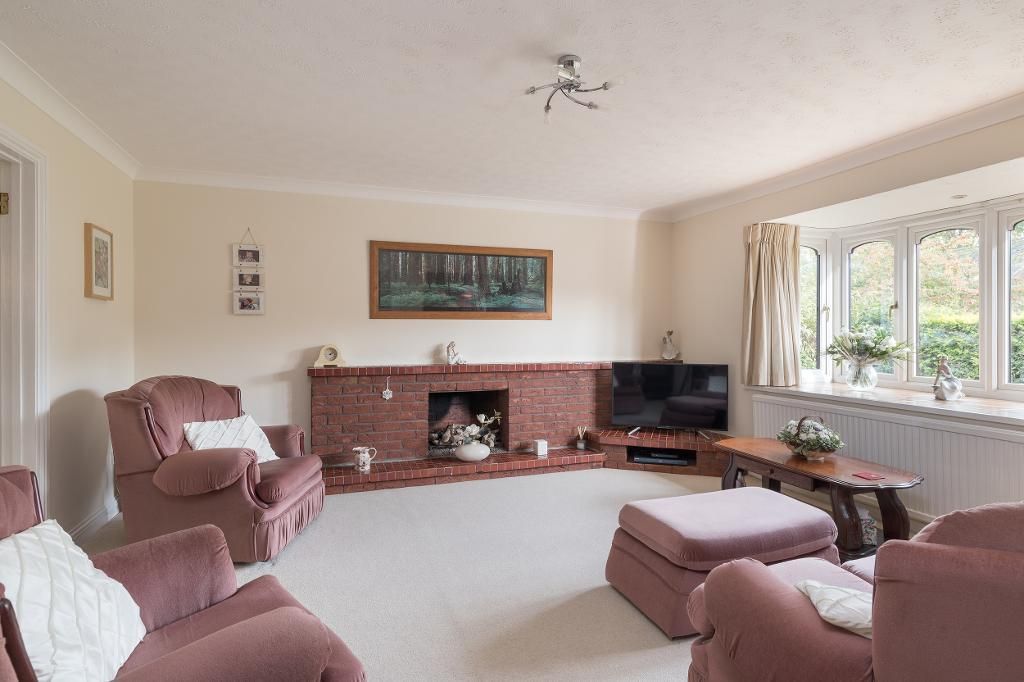 Property photo 2 of 30 Living Room