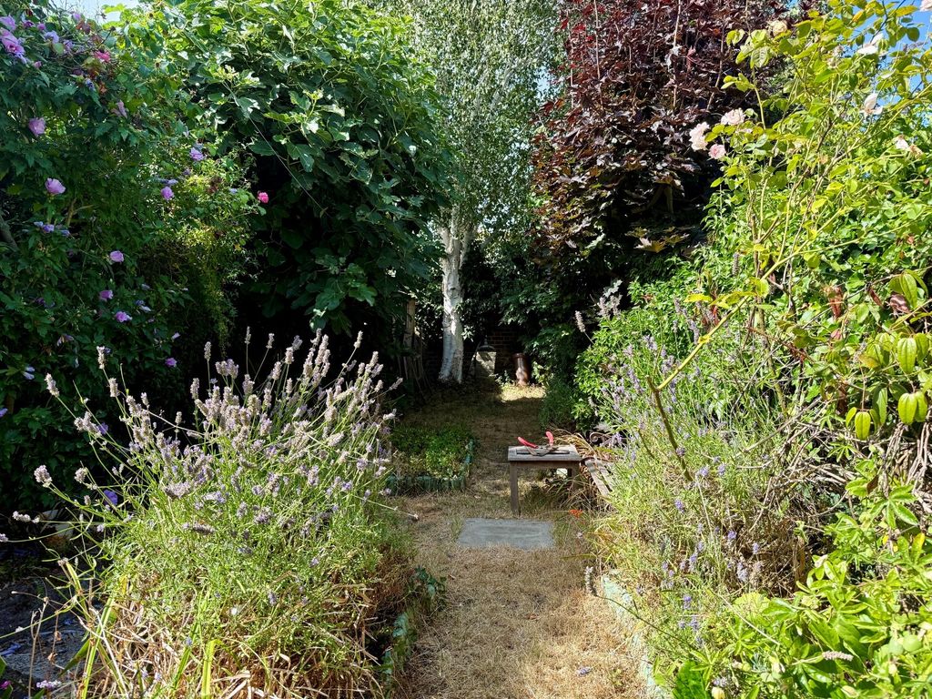 Property photo 3 of 18 Picture No. 14