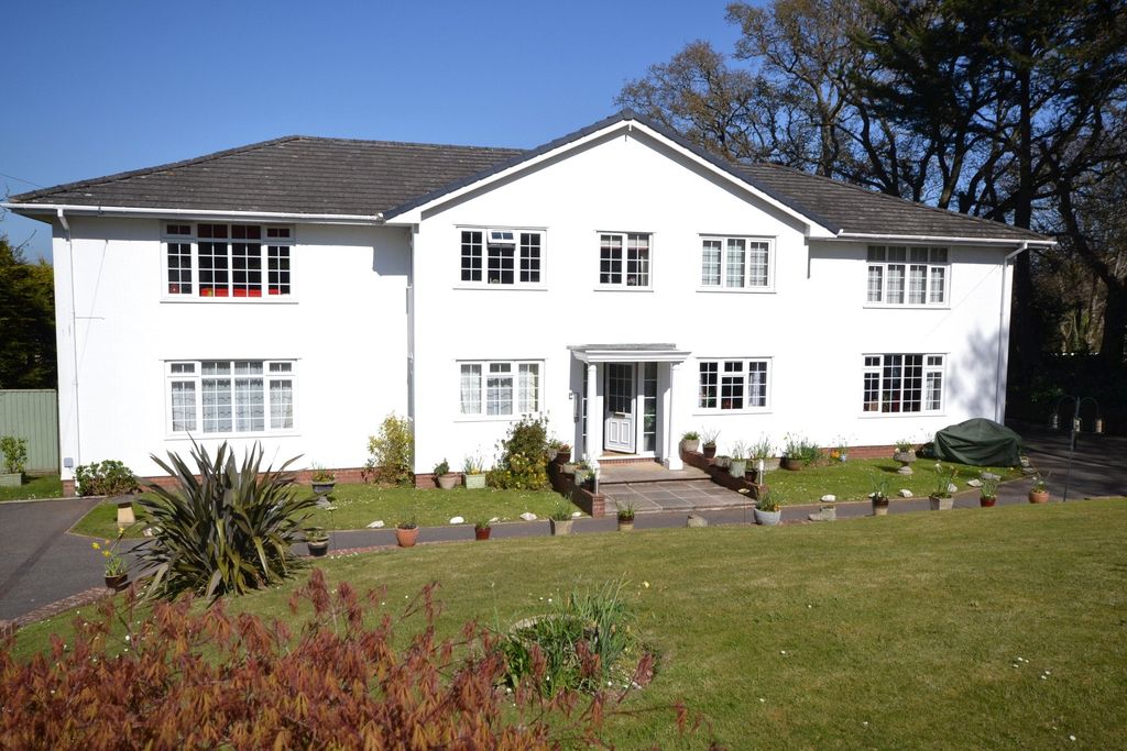 Property photo 1 of 10 Main Elevation