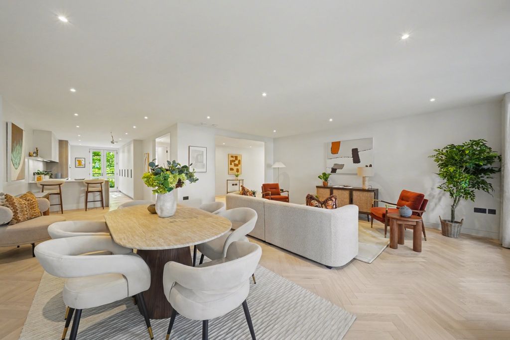 Property photo 3 of 22 5121675