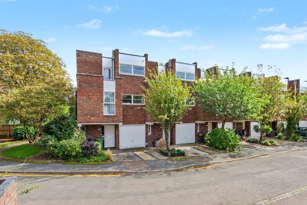 Property photo 1 of 10 Picture No. 20