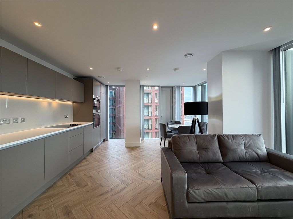 Property photo 3 of 27 Picture No. 03