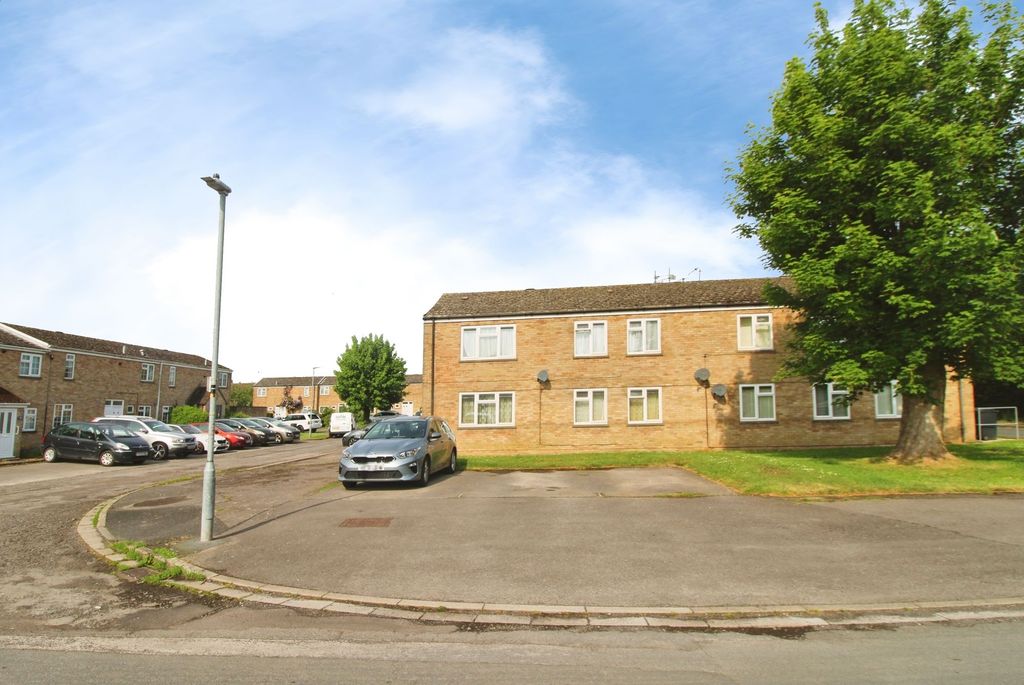 Property photo 2 of 3