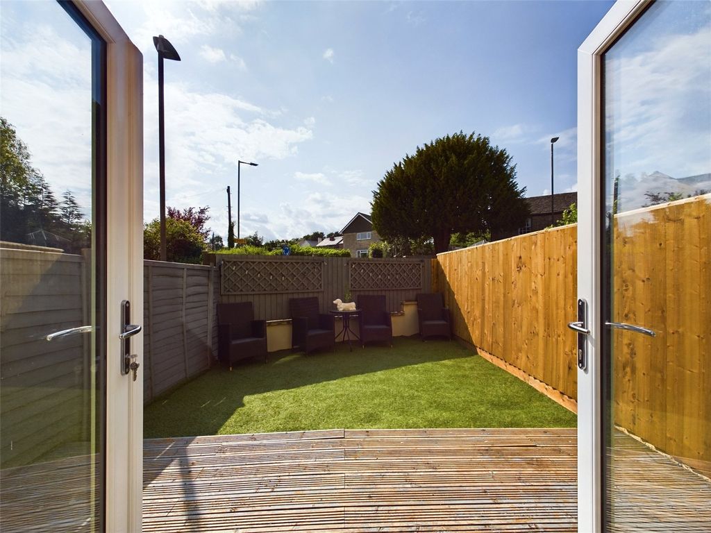 Property photo 3 of 19 Picture No. 04