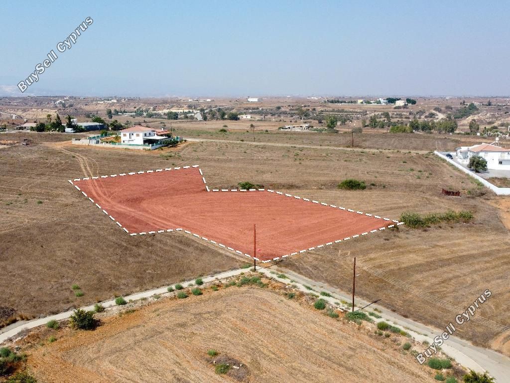 Property photo 3 of 9