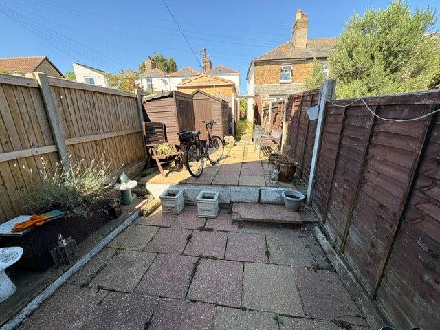 Property photo 2 of 8 Photo 7