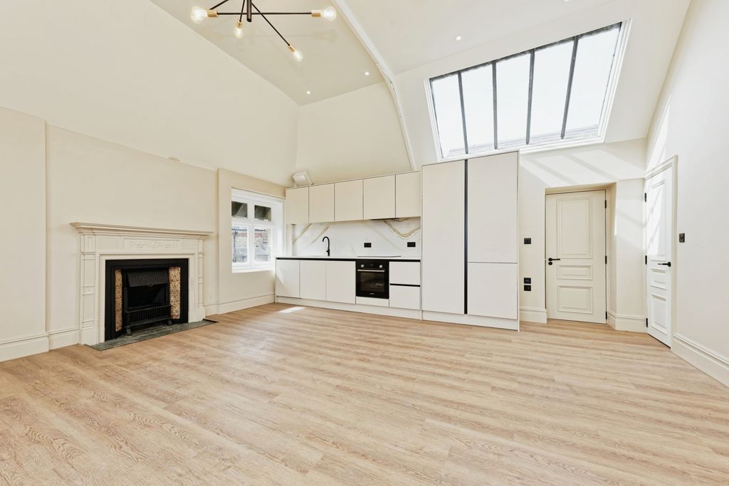 Property photo 1 of 17 Photo