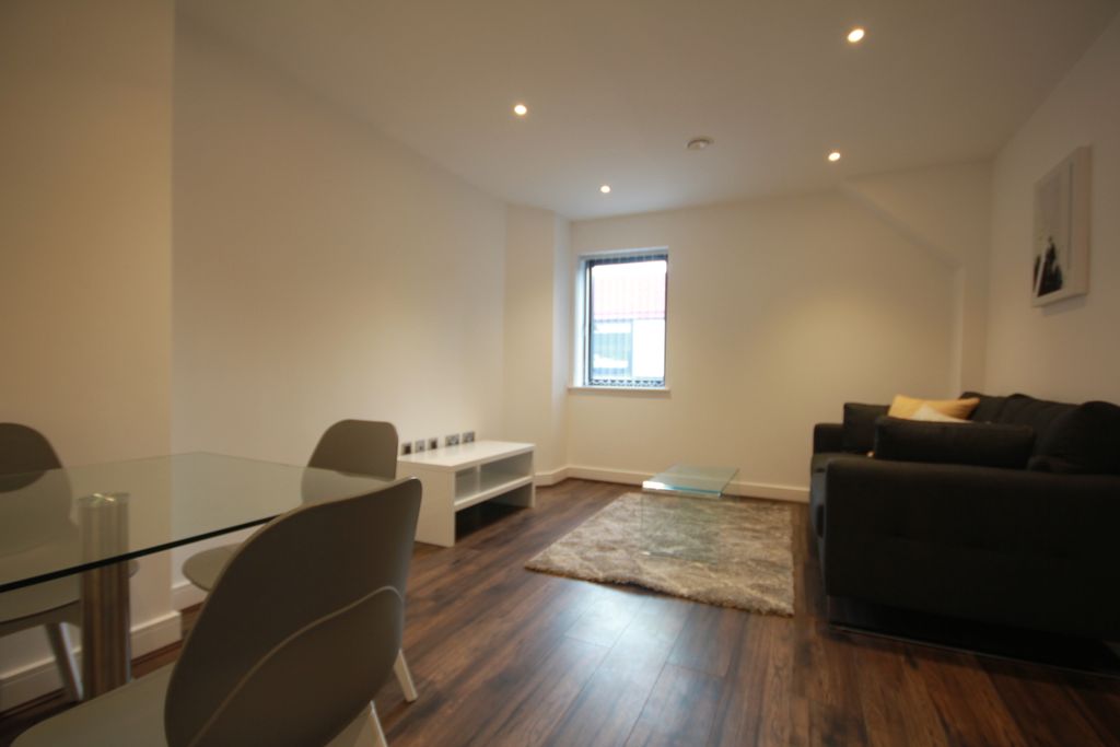 Property photo 2 of 8