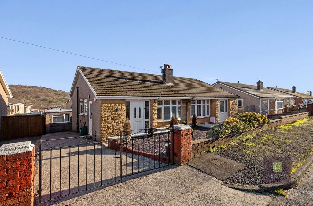 Property photo 1 of 35