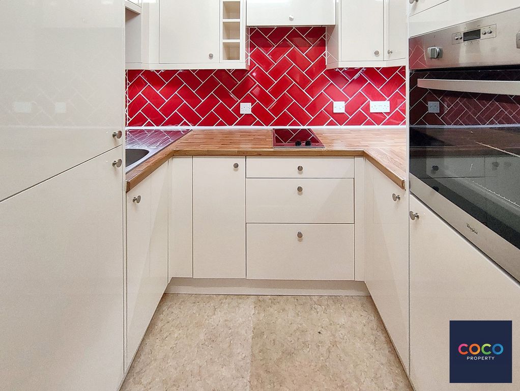 Property photo 3 of 9 Kitchen - Contemporary