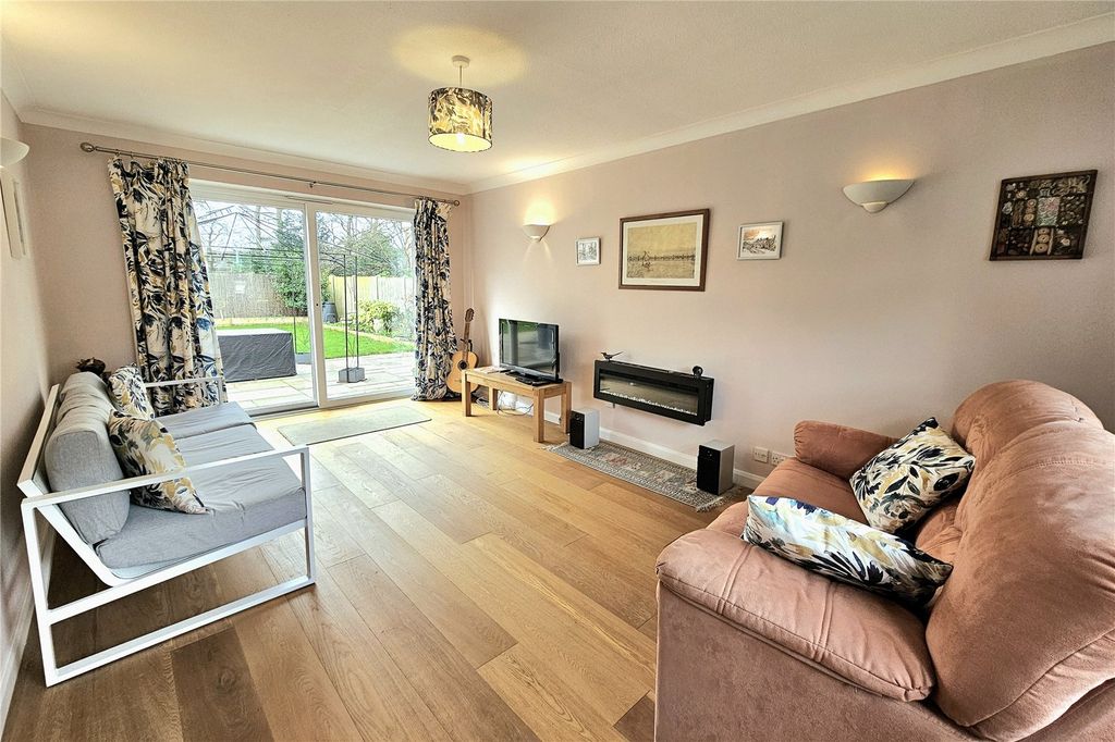 Property photo 2 of 19 Picture No. 09