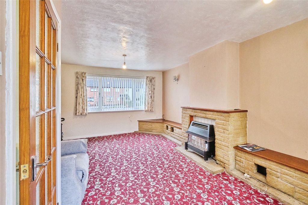 Property photo 3 of 23 Picture No. 19