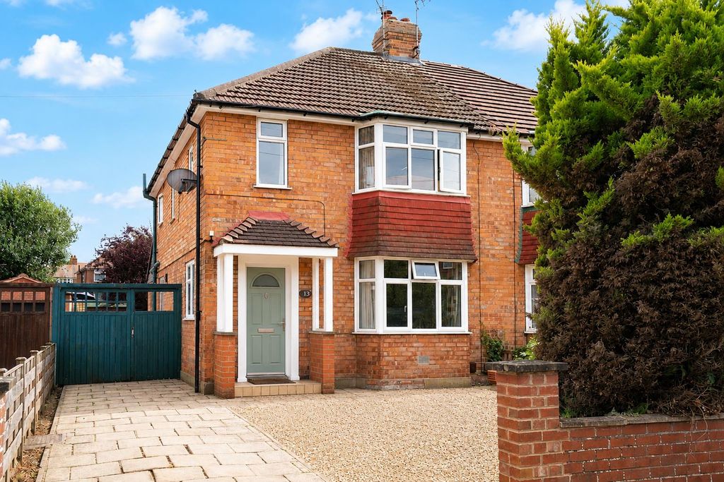 Property photo 1 of 19 External