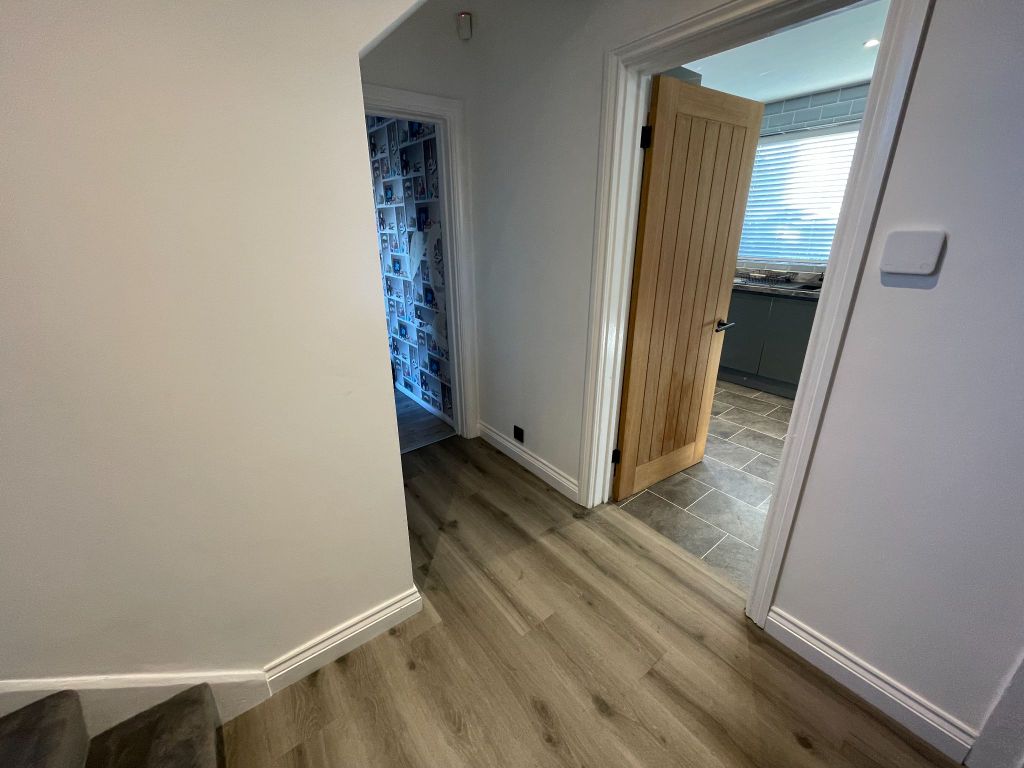 Property photo 2 of 27 Photograph 2