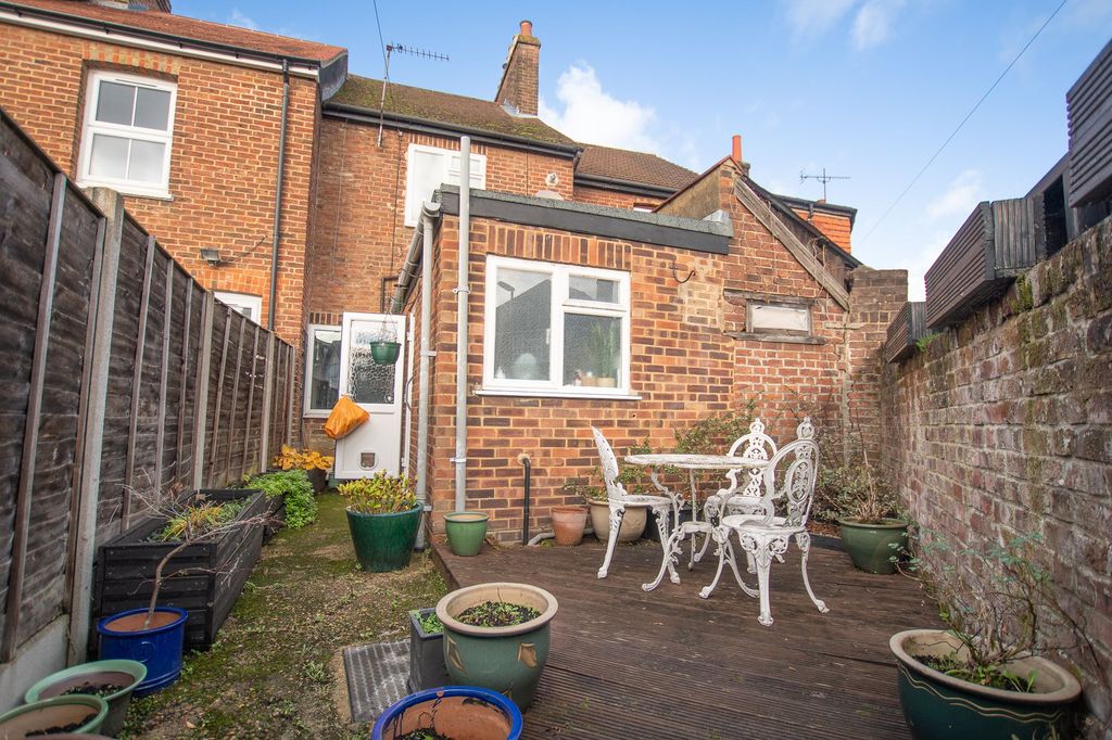 Property photo 2 of 15 Garden