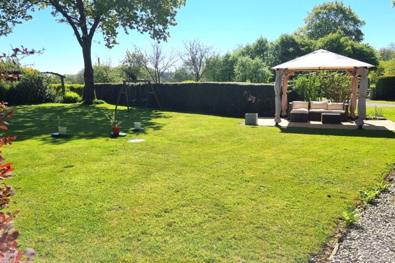 Property photo 3 of 17 Photo 11
