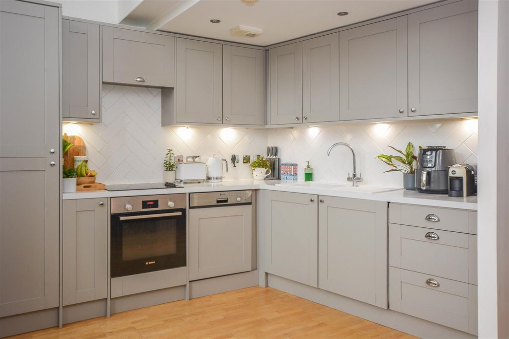 Property photo 3 of 16 Dsc_1098.Jpg