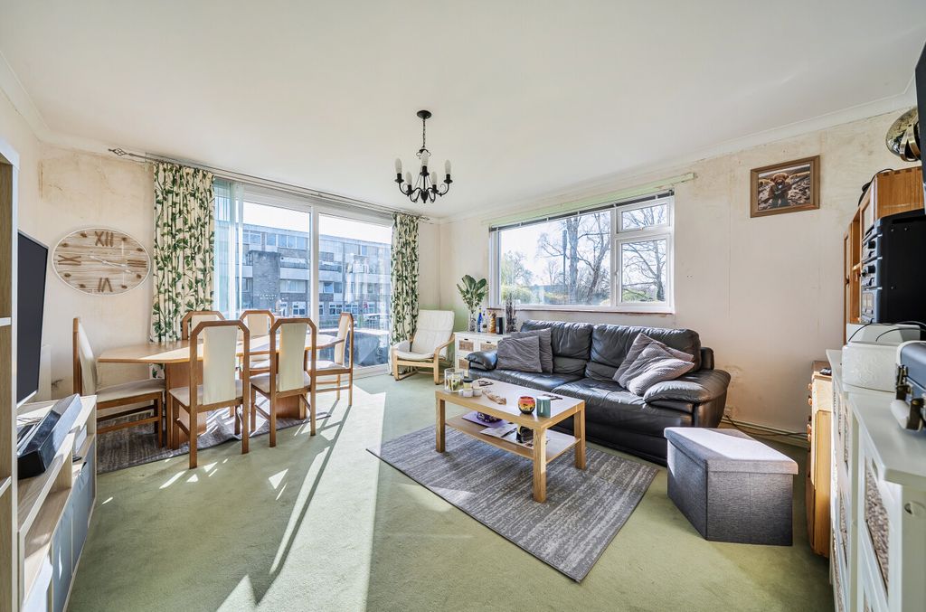 Property photo 2 of 13 1425267-15-69B197...