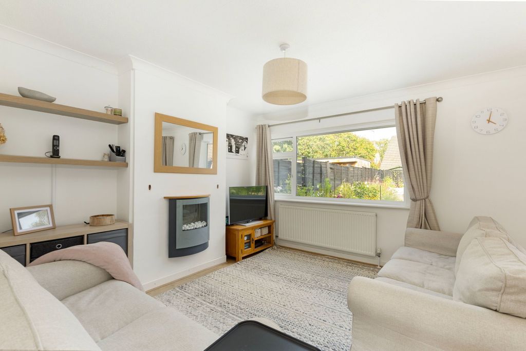 Property photo 2 of 14
