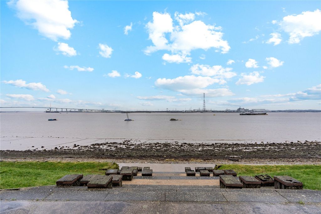 Property photo 2 of 22 Views