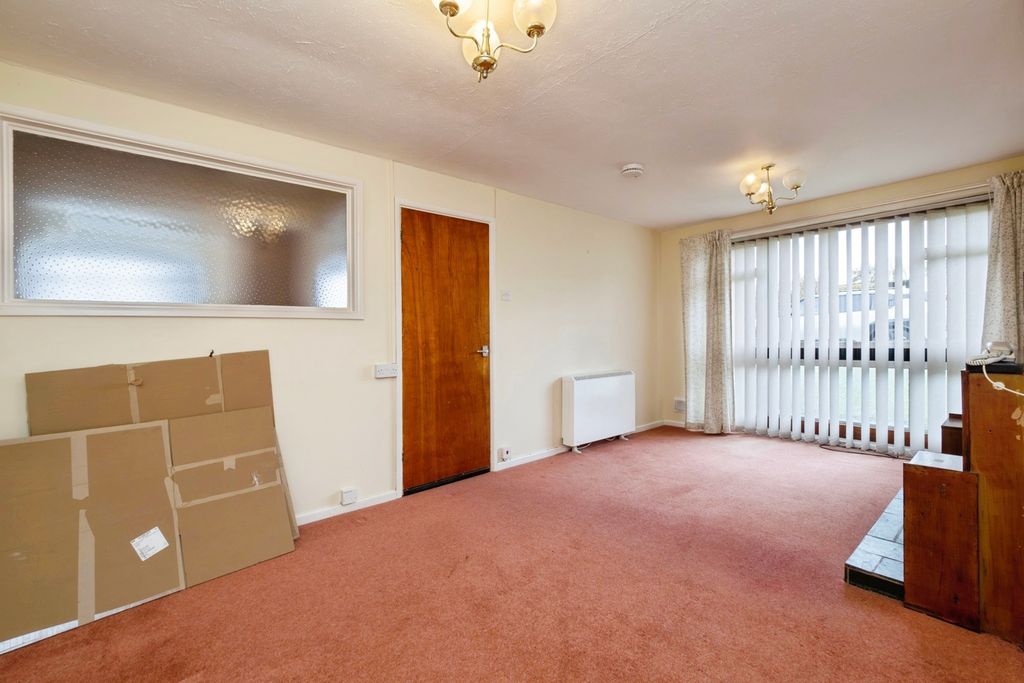 Property photo 2 of 14 Photo