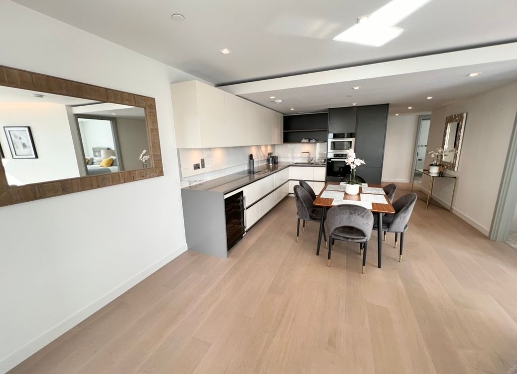 Property photo 1 of 39 Open Plan Kitchen