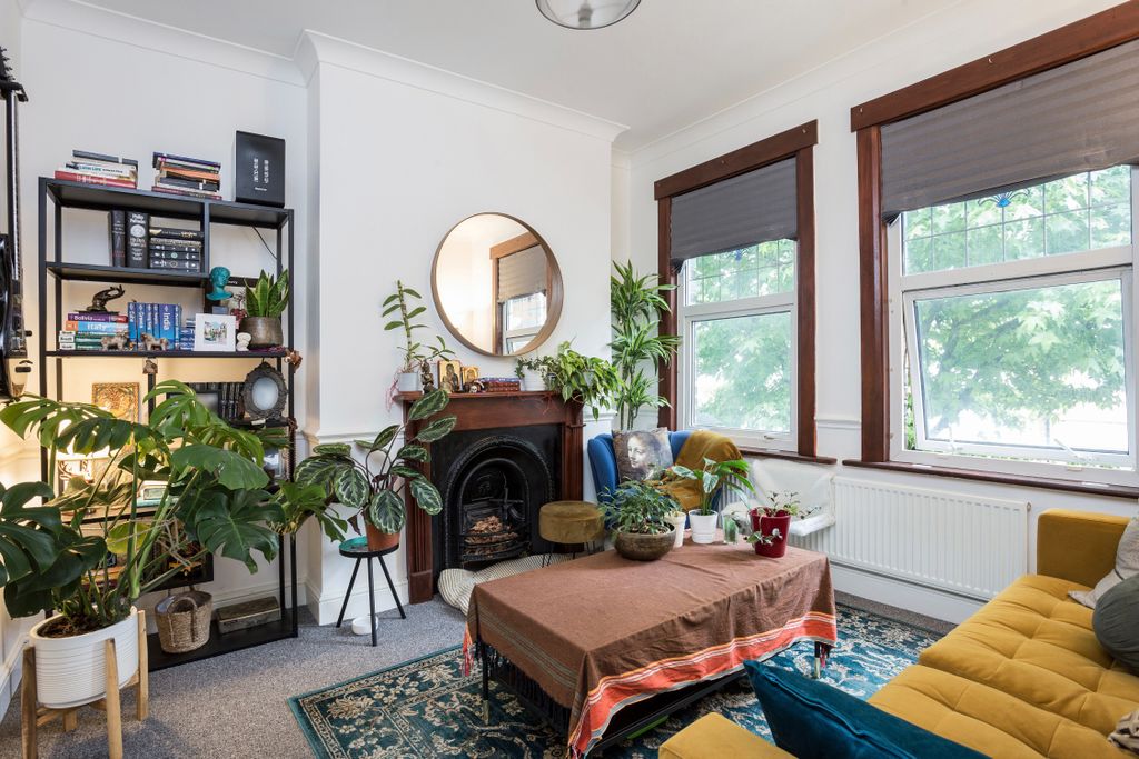 Property photo 2 of 13 Imported Image